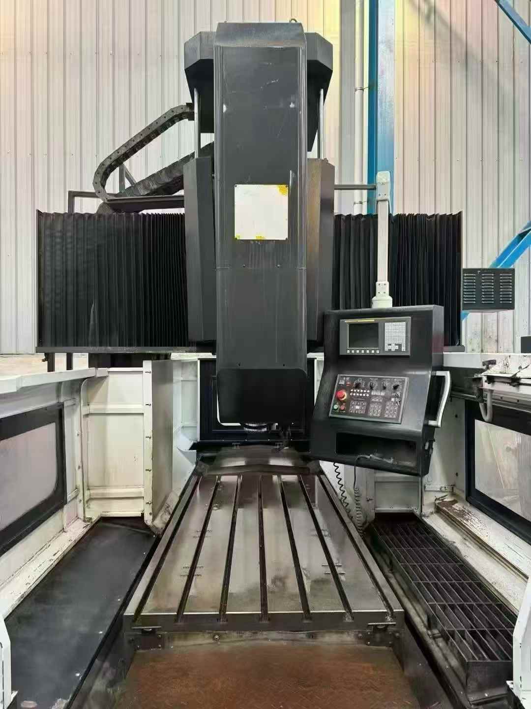 Used Taiqun 1420 Gantry Machining Center photo 2