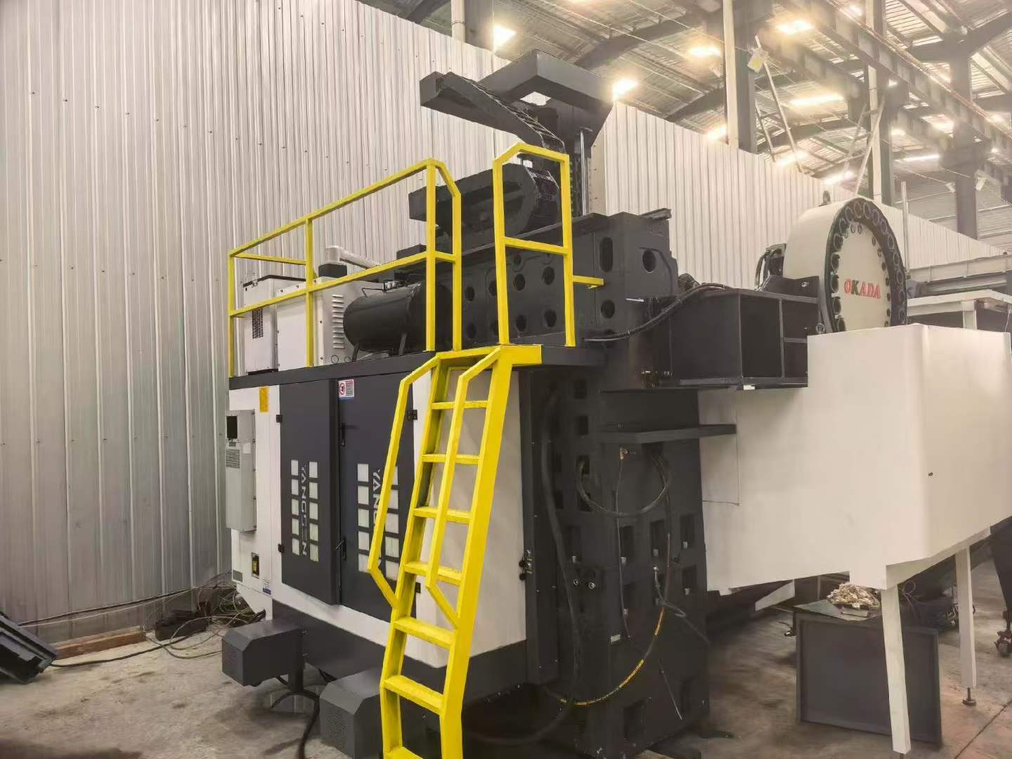 Used Yangsen 1517 Gantry Machining Center photo 4