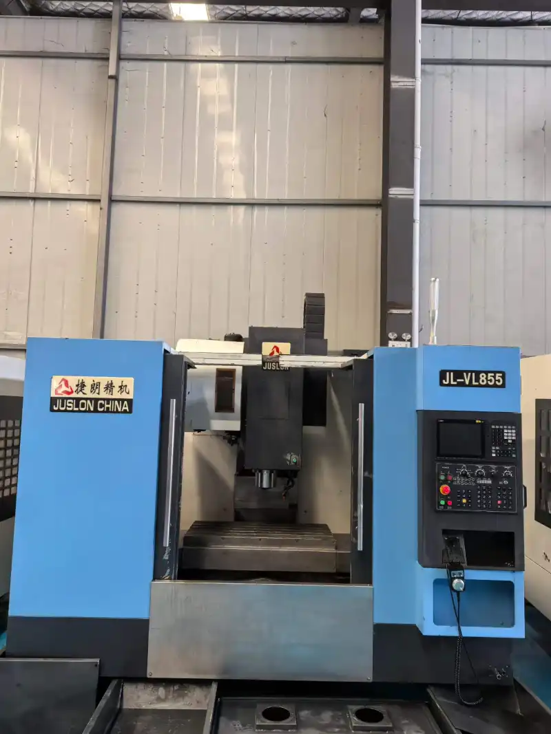 855 Machining Center with Mitsubishi M 80 Control, 24-Tool ATC, 10000 RPM photo 1