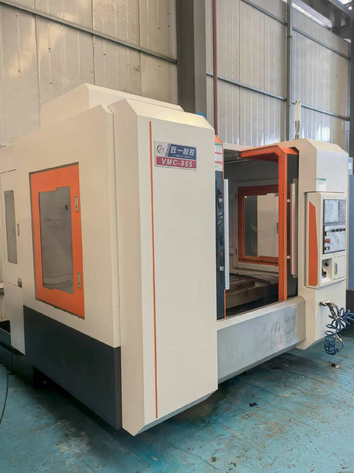 Used 855 Machining Center with Mitsubishi M 80 Control photo 3