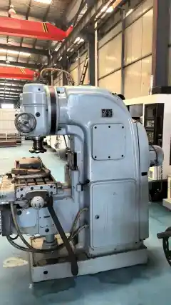 Used Beijing Dali 5032 Milling Machine with DRO and Magnetic Chuck photo 2