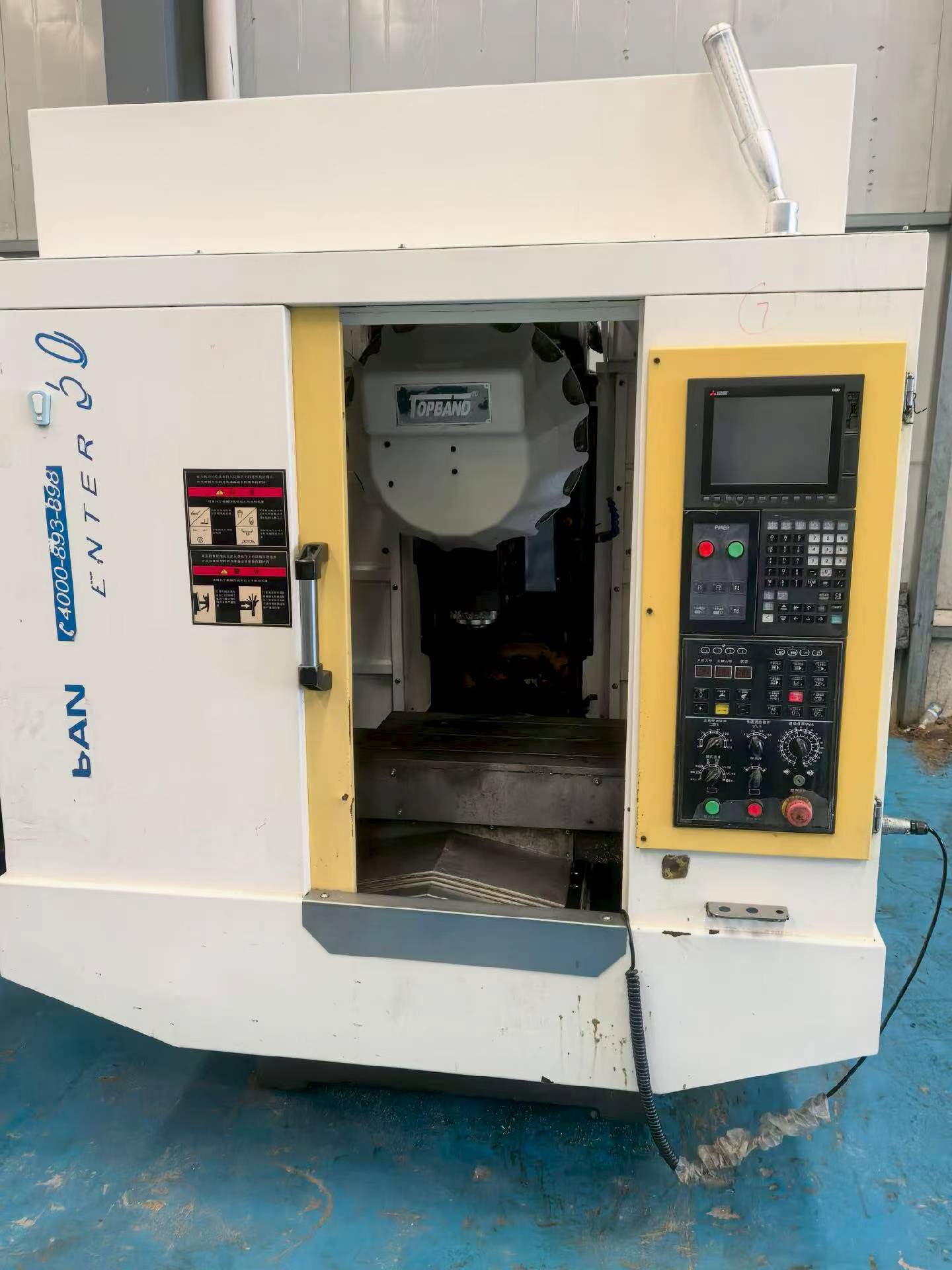 3 Units In Stock Drilling and Tapping Center with Mitsubishi M 80 Control