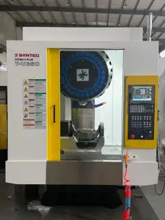 T-U 350 5-Axis Machining Center photo 4