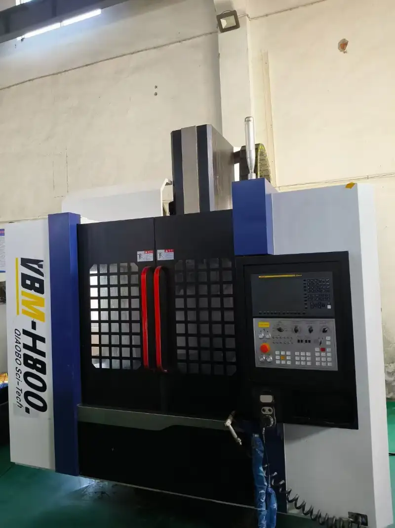 Used 850 Machining Center with Fanuc Control photo 1
