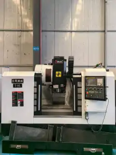 Used 850 Machining Center with Fanuc MD Control, 24-Tool Magazine, 2 Units in Stock photo 4
