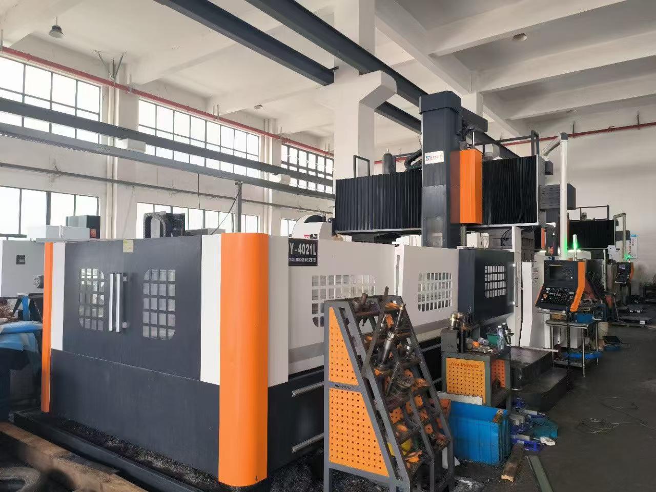 Used Duyang DY 4021 L Gantry Machining Center with Fanuc MF Plus photo 1
