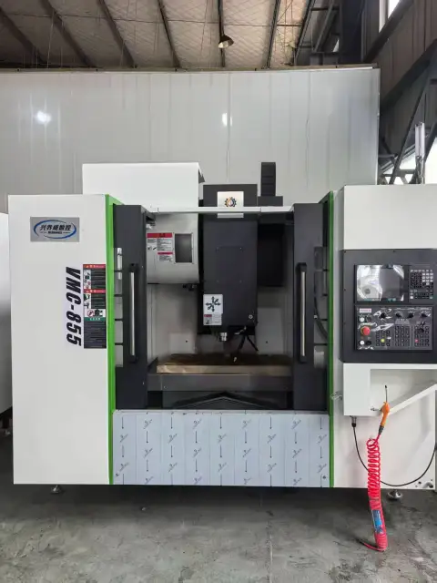 Varios Centros de Mecanizado CNC y Centros de Taladrado y Roscado en Stock