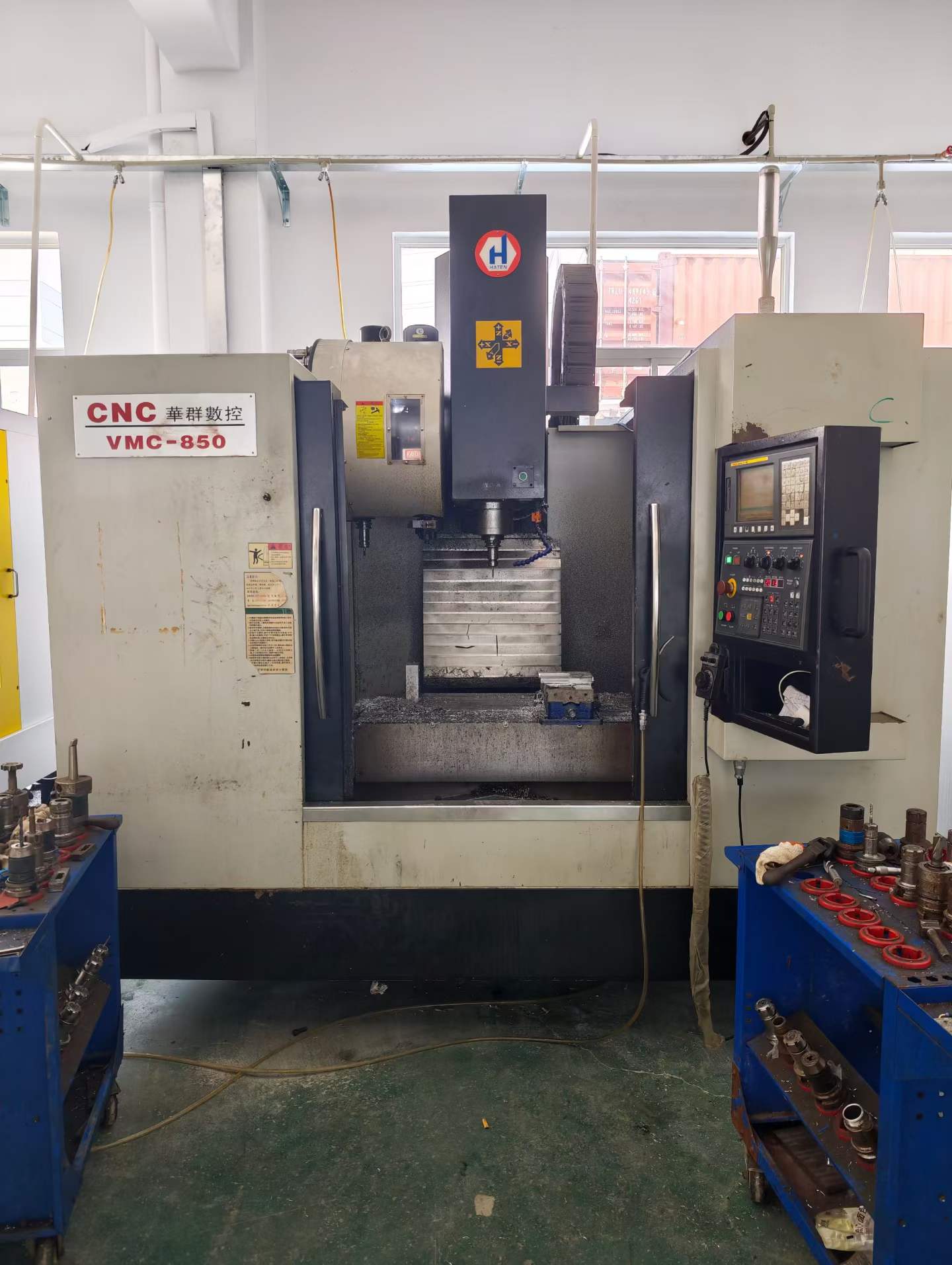 İşleme Merkezi representative machine