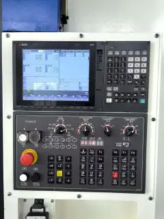 Used 1160 Vertical Machining Center with Mitsubishi M 80 Control photo 4
