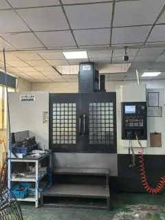 Used Yalishi 1380 Vertical Machining Center with Mitsubishi M 80 photo 1