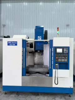 Used Yizheng 850 Vertical Machining Center with Mitsubishi M 70 A photo 3