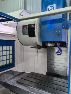 Used Yizheng 850 Vertical Machining Center with Mitsubishi M 70 A photo 8
