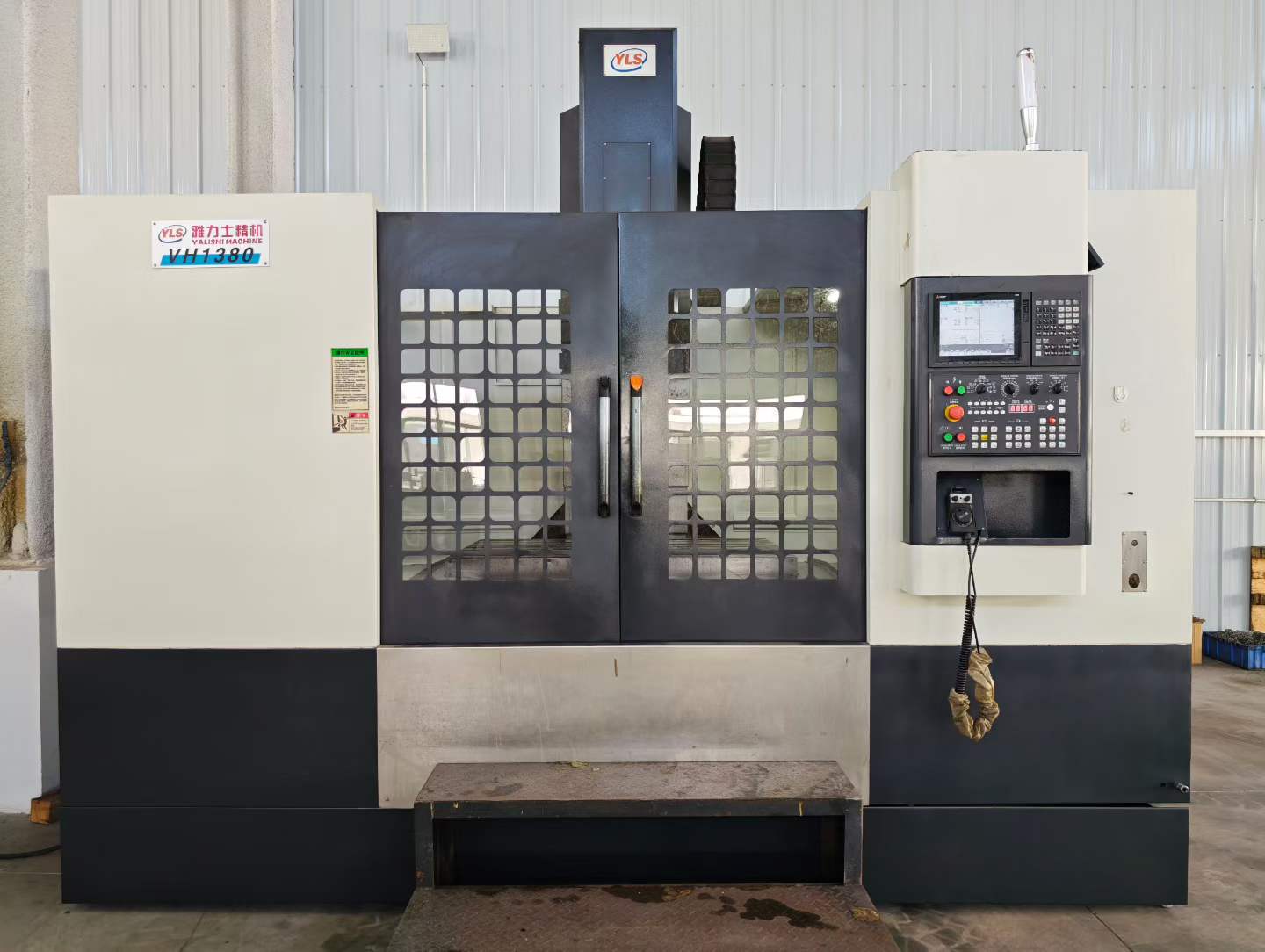 Freze Makinesi representative machine
