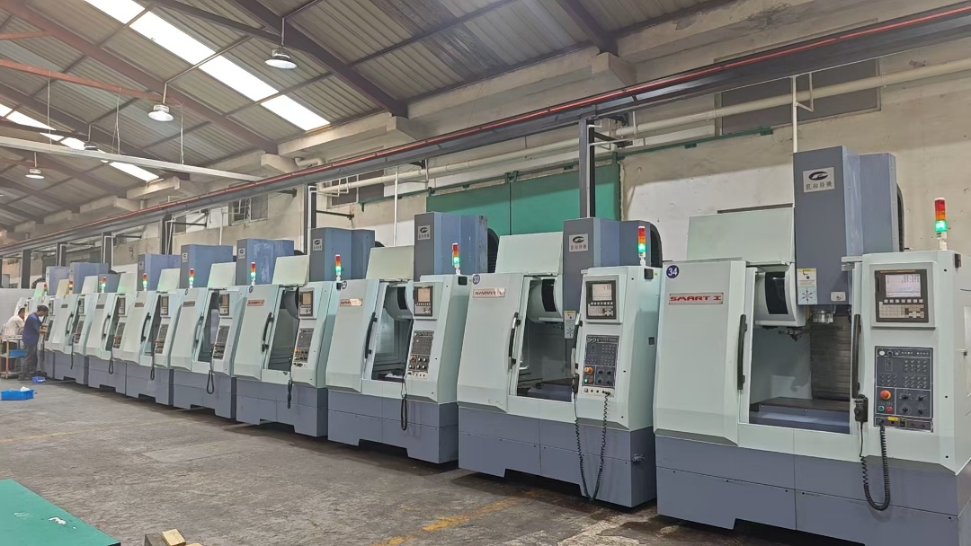 CAMPRO 550 Machining Center with FANUC Control photo 4