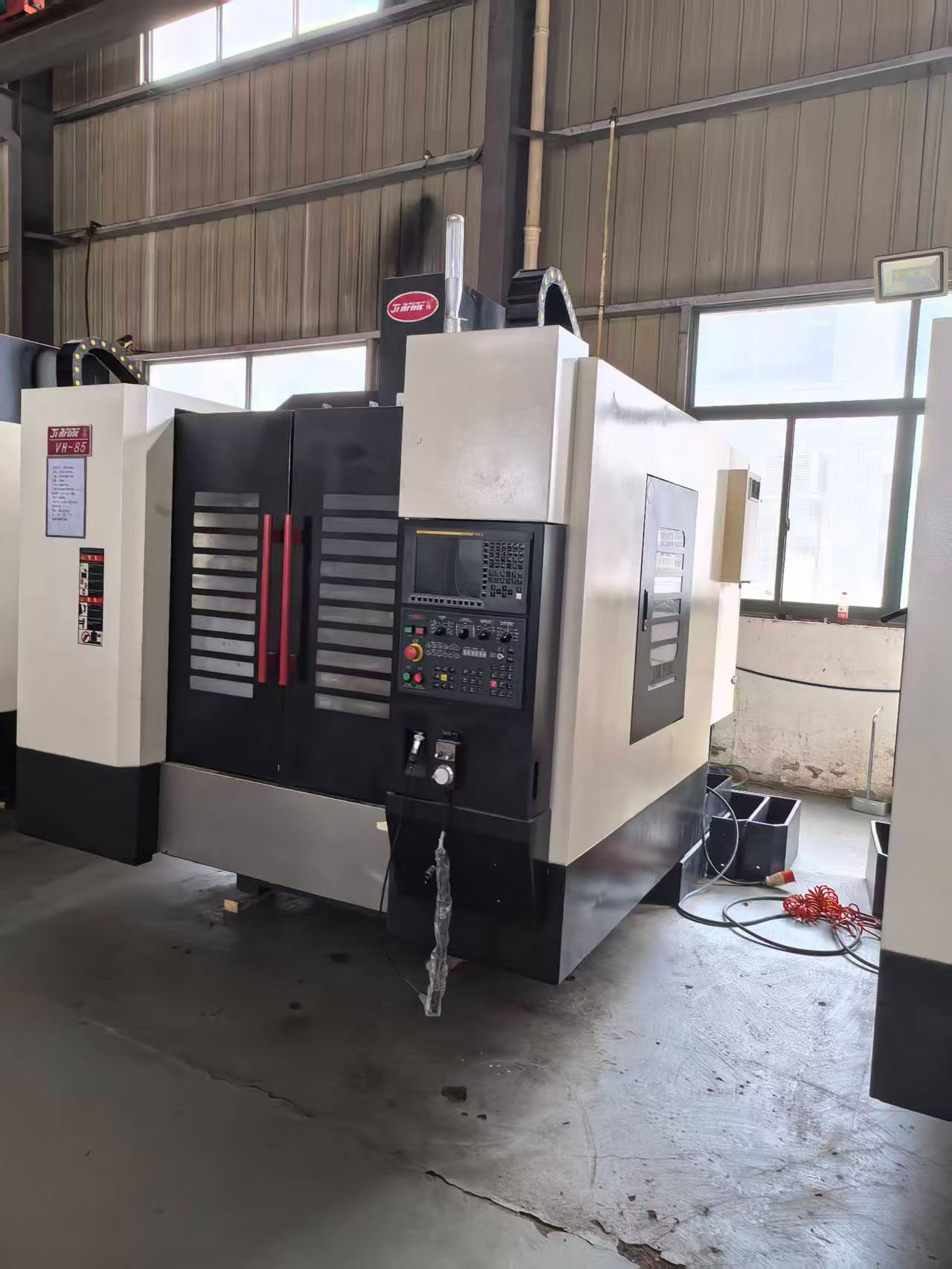 5 Units JiFINE VH 85 Machining Center with FANUC MF Plus photo 3