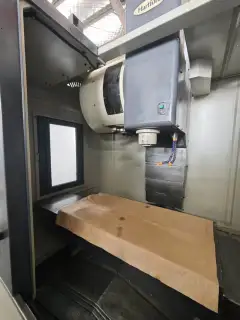 Used She Hong MVP-8 (850) Machining Center with FANUC AI 300 photo 3