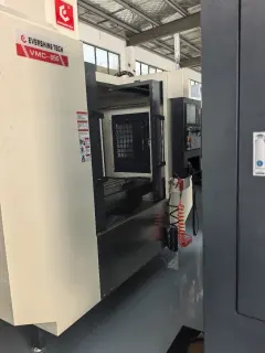 Used Jiangsu Hengyu VMC 855 Vertical Machining Center with Mitsubishi M 80 photo 4