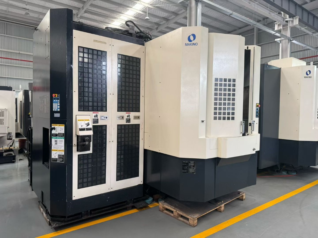 Used Makino A 61 Horizontal Machining Center photo 3