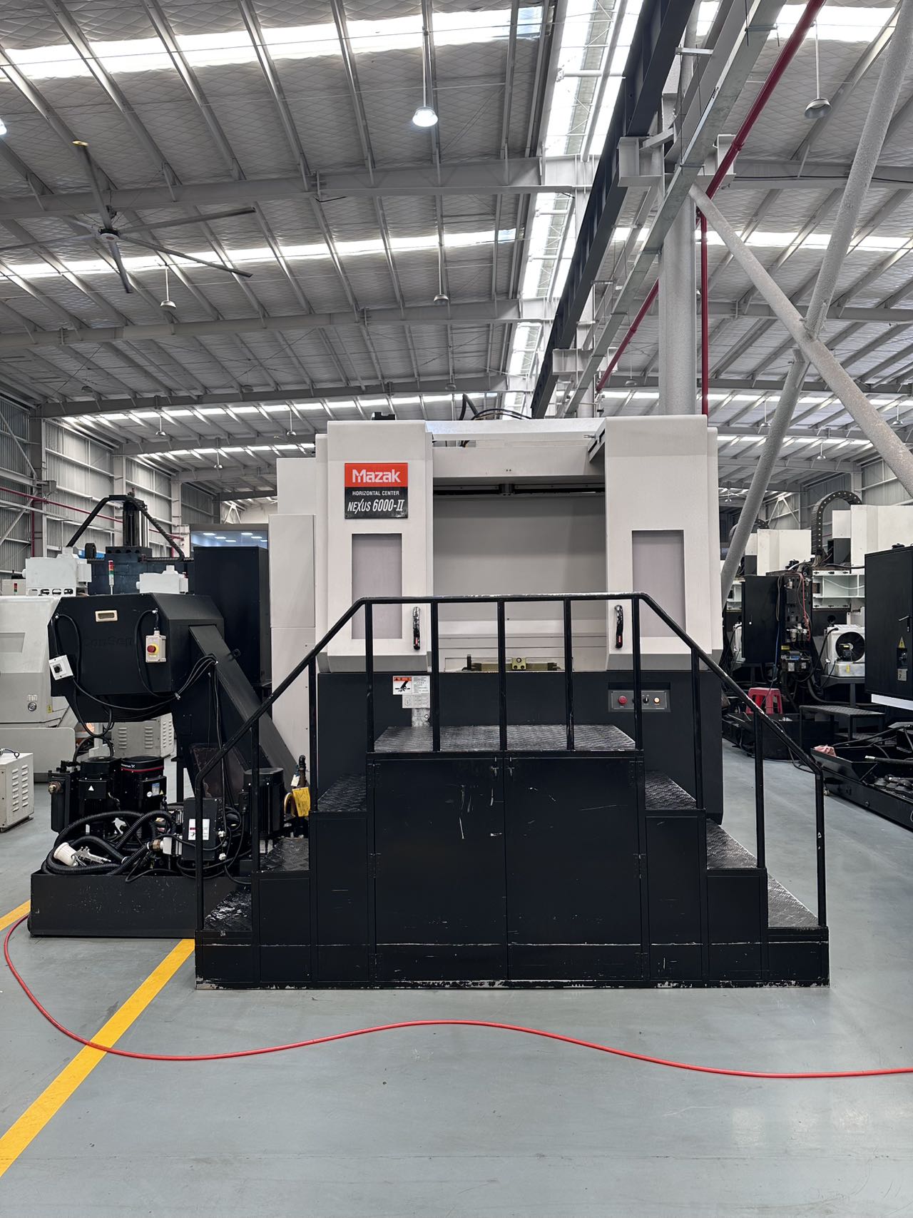 Used Mazak NEXUS 6000-II Dual-Station Horizontal Machining Center photo 2