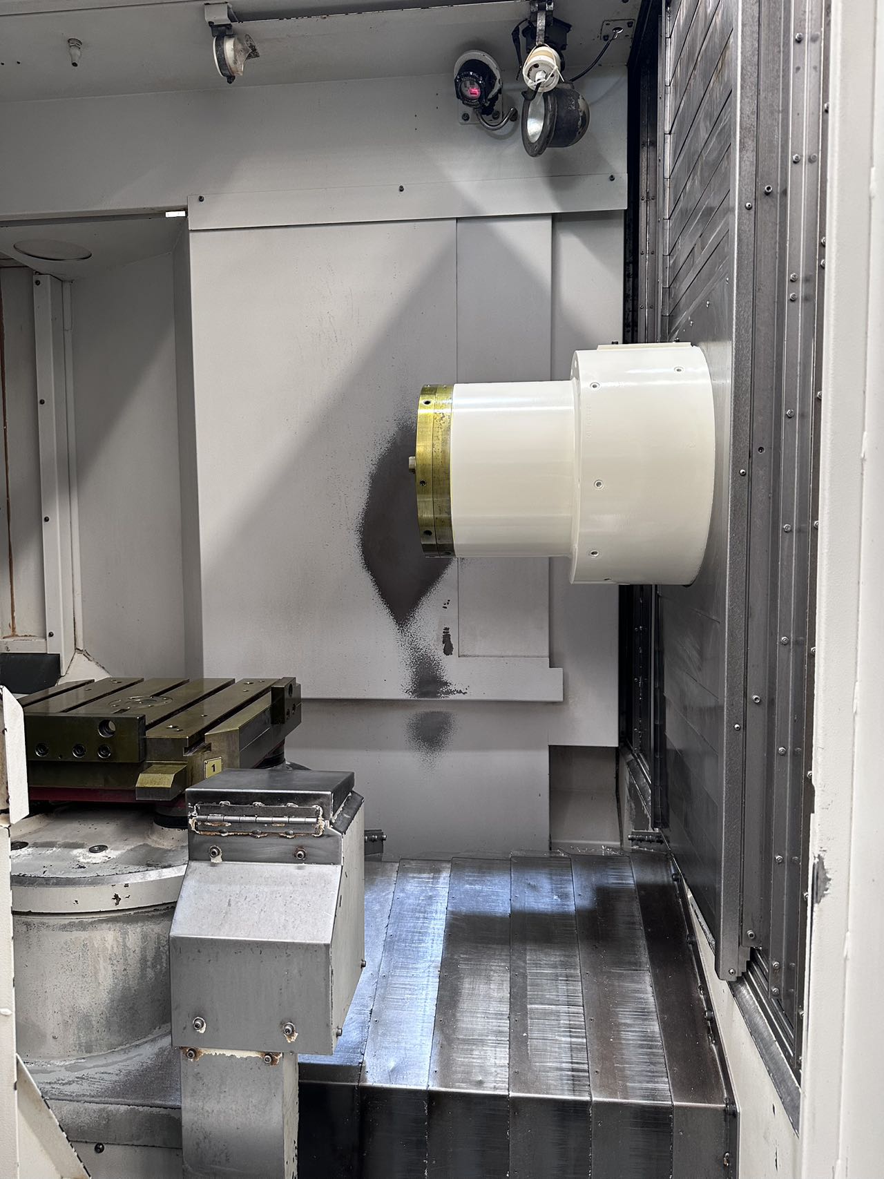 Used Mazak NEXUS 6000-II Dual-Station Horizontal Machining Center photo 4