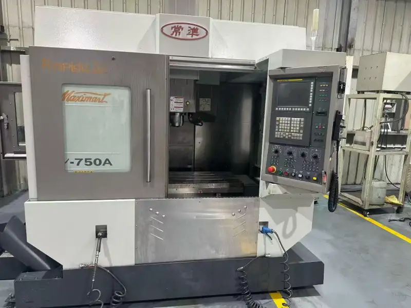 Used Taiwan Chang Zhun E-750 A Machining Center with Fanuc MF photo 1