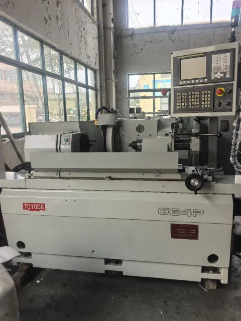 Kullanılmış Toyota GE 4 P-50 Silindirik Taşlama Makinesi