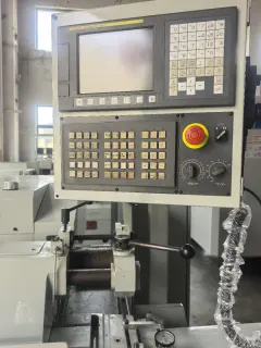Used Toyota GE 4 P-50 Cylindrical Grinding Machine photo 3