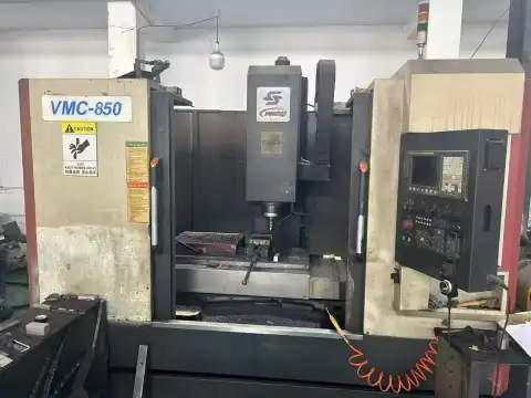 ماكينة تفريز CNC مستعملة 850