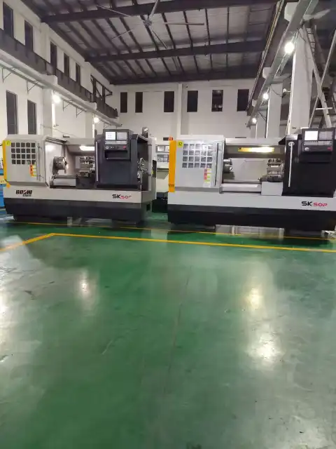 Torno CNC Baoji SK 50 P/1000