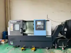 Doosan PUMA 2450 Heavy-Duty Slant-Bed CNC Lathe with Fanuc Control photo 2