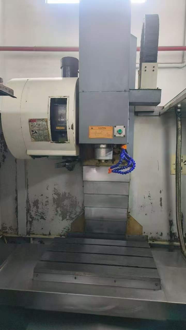 Used Nanjing Best 650 Vertical Machining Center with FANUC MD photo 3