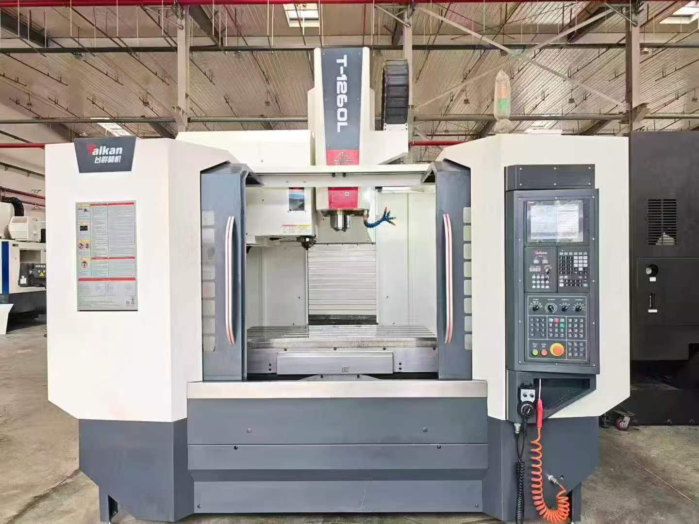 New Taiqun T-1260 L Vertical Machining Center with Mitsubishi M 80 photo 2
