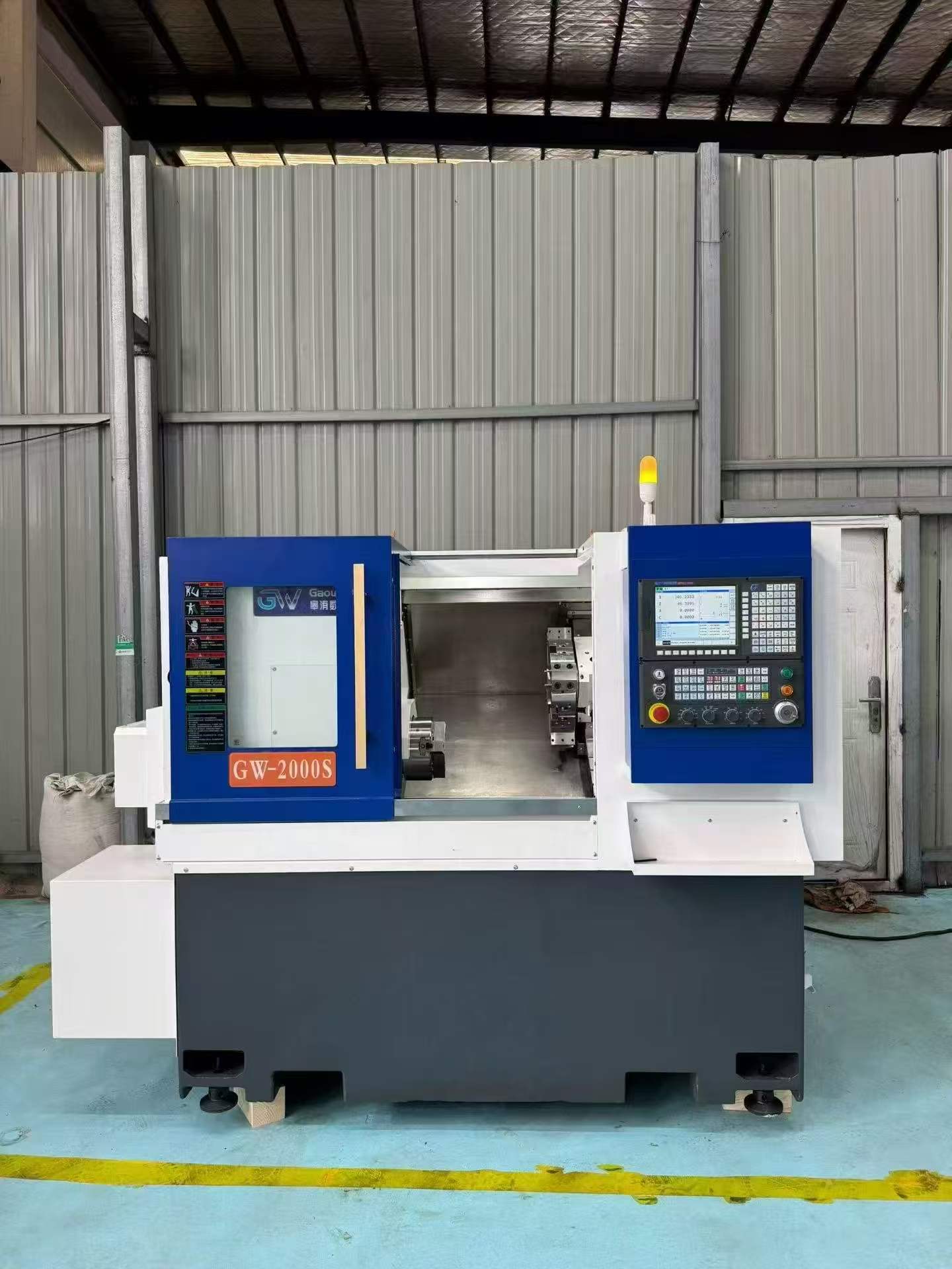 Shanghai Gaoyu GW-2000 S Turret-Type CNC Lathe photo 2