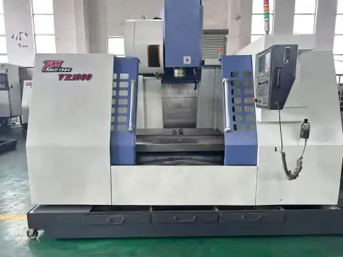 مراكز تصنيع عمودية Shuangniao 1060 / 1000 مستعملة مع FANUC MD (وحدات متعددة)