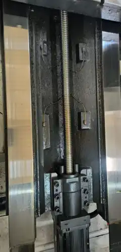 Used Suzhou Houdao 1690 CNC Milling Machine with Mitsubishi M 80 Control photo 7