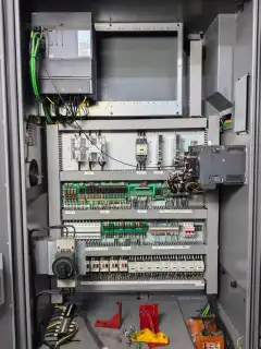 Taiwan Gao Ming 1166 5-Axis Machining Center photo 9