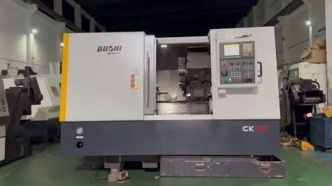 Torno CNC de torreta Baoji CK 50 S usado con control FANUC TD