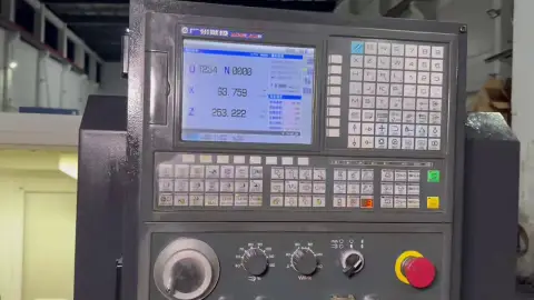 Torno CNC Baoji TK 36 S usado
