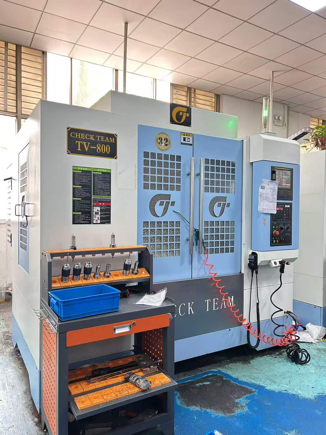 Used Chaoqun TV-800 Drilling and Tapping Center photo 2
