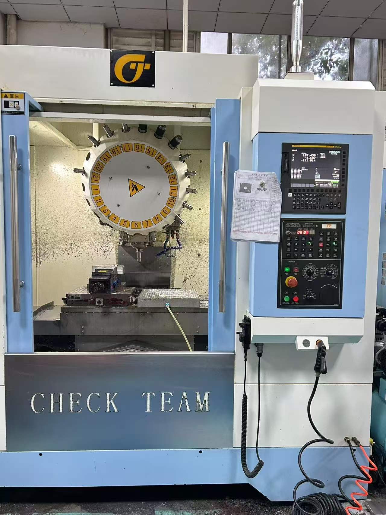 Used Chaoqun TV-800 Drilling and Tapping Center photo 4
