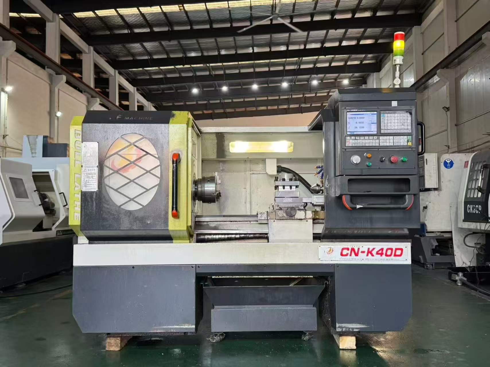 Used Guangzhou Southern CN-K 40 D CNC Lathe photo 2