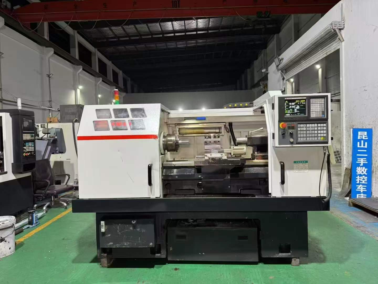 Used Heavy Duty CNC Lathe 6140 x 750 photo 2
