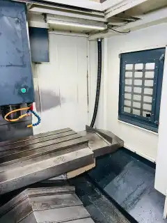 Used Hengda V 40 Vertical Machining Center with Fanuc MD photo 5