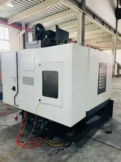 Used Hengda V 40 Vertical Machining Center with Fanuc MD photo 8