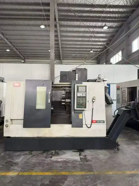 مخرطة CNC مستعملة Shenyang ViVaT 2 C/500 مع تحكم FANUC TD