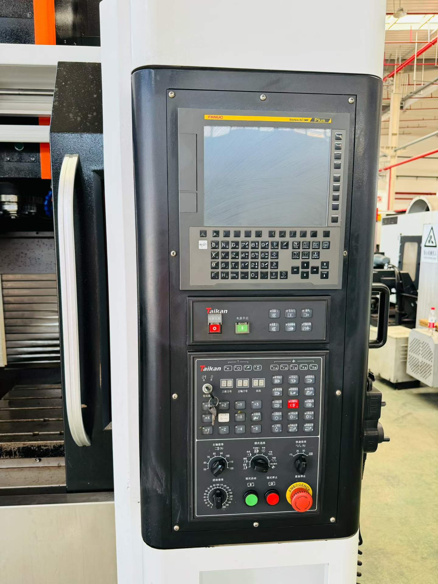 Used Taiqun T-850 L Vertical Machining Center with Fanuc photo 3