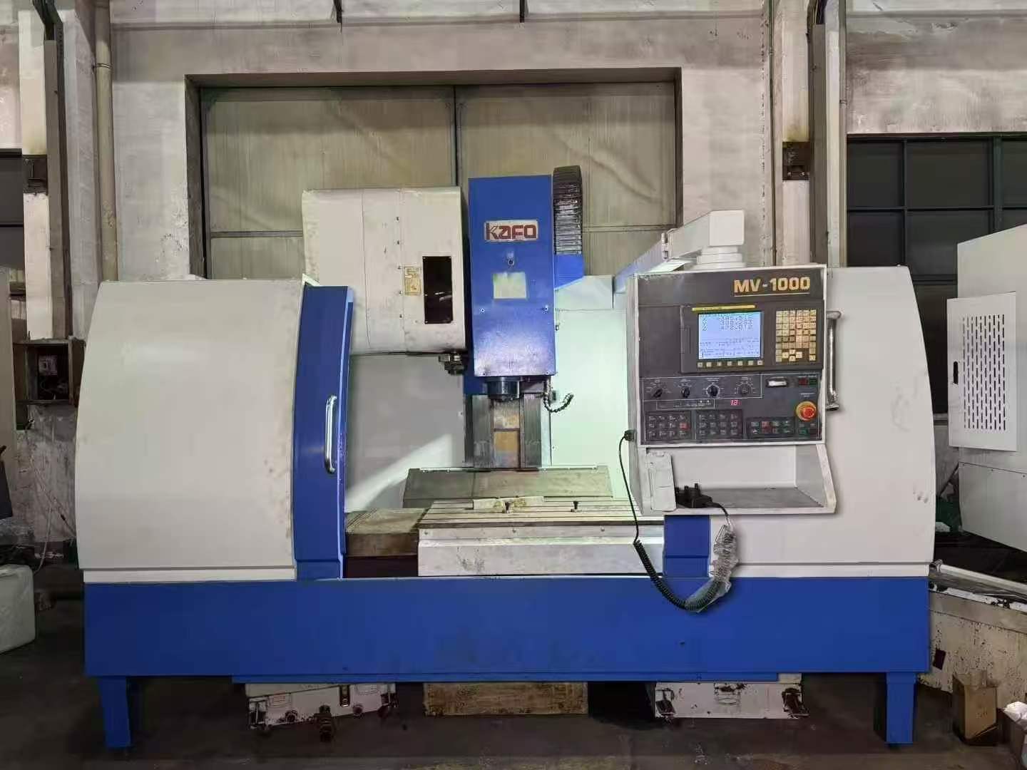 Used Taiwan Peak MV-1000 Heavy Duty Vertical Machining Center with Fanuc Control photo 2
