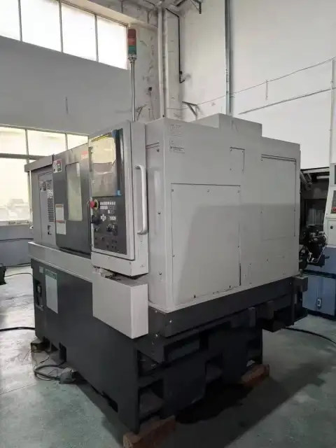Torno CNC de torreta Tsugami M 08 J-II usado