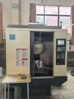Yixing ZG-540 Drilling and Tapping Center with Mitsubishi M 70 photo 6