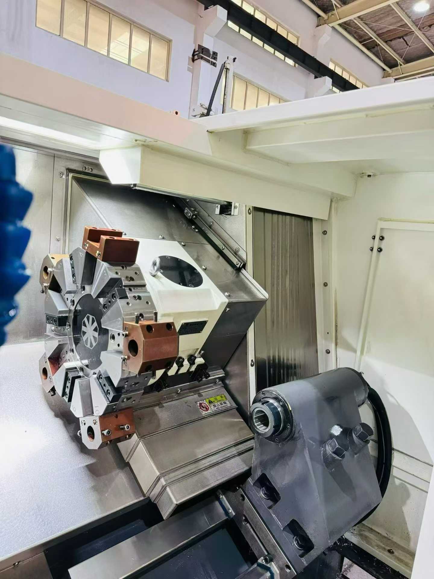 Used Jiamens G 500 L Slant-Bed Turret-Type CNC Lathe with GSK 988 TA photo 4